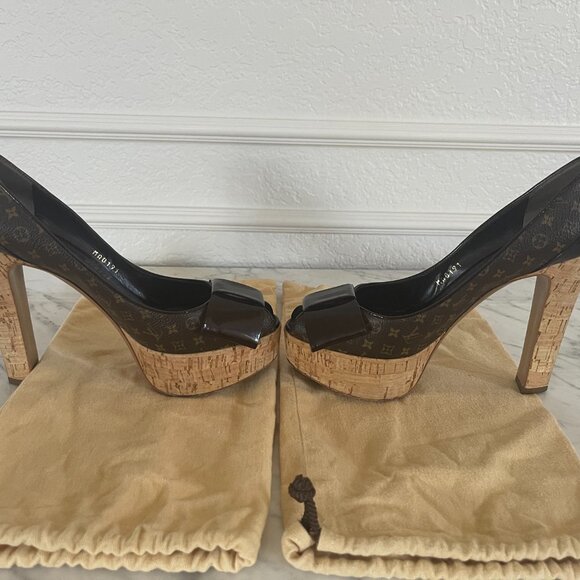 Authentic Louis Vuitton Monogram Rivoli Platform heels - size 38 - Picture 6 of 8